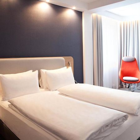 Holiday Inn Express Bochum By Ihg エクステリア 写真