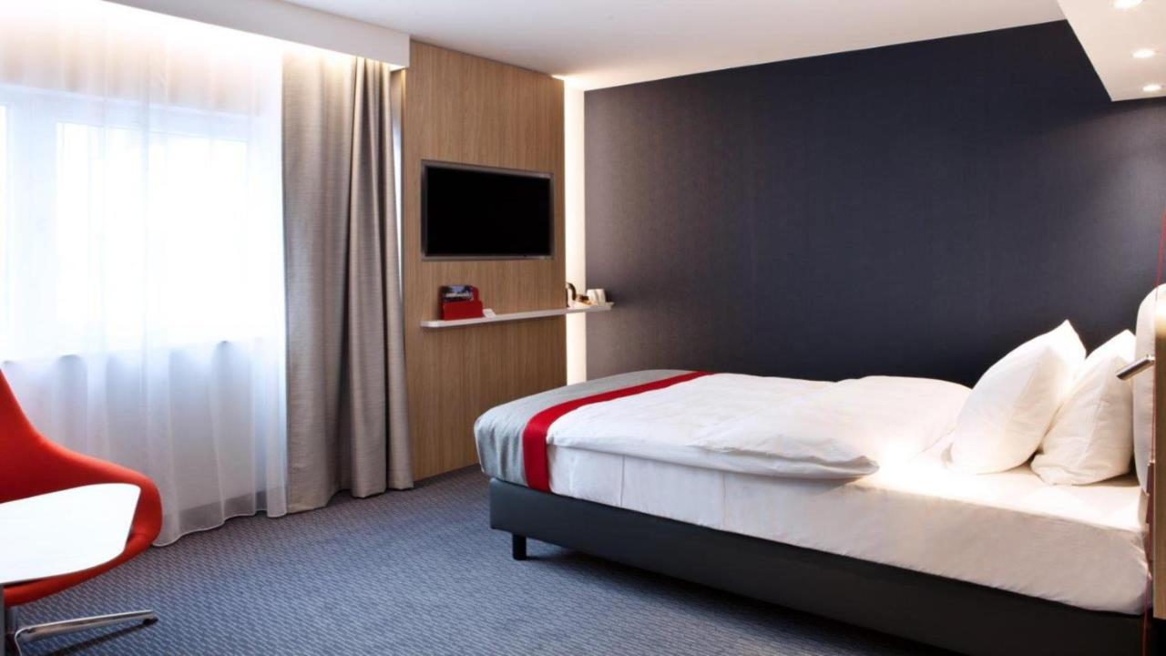 Holiday Inn Express Bochum By Ihg エクステリア 写真