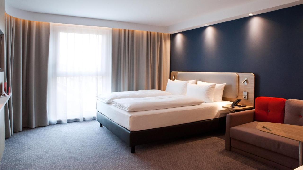 Holiday Inn Express Bochum By Ihg エクステリア 写真