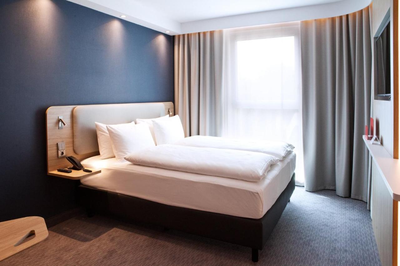Holiday Inn Express Bochum By Ihg エクステリア 写真