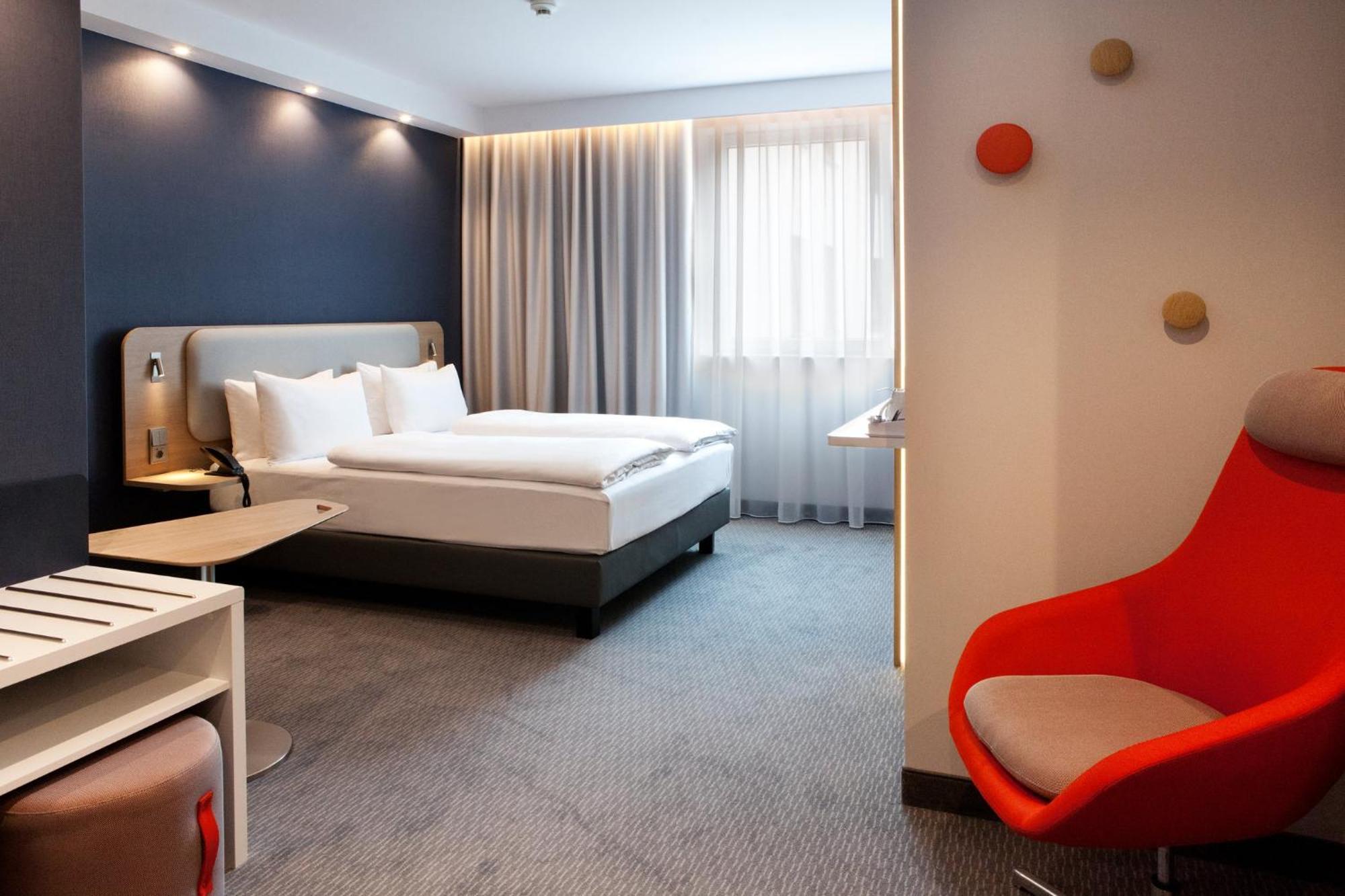 Holiday Inn Express Bochum By Ihg エクステリア 写真
