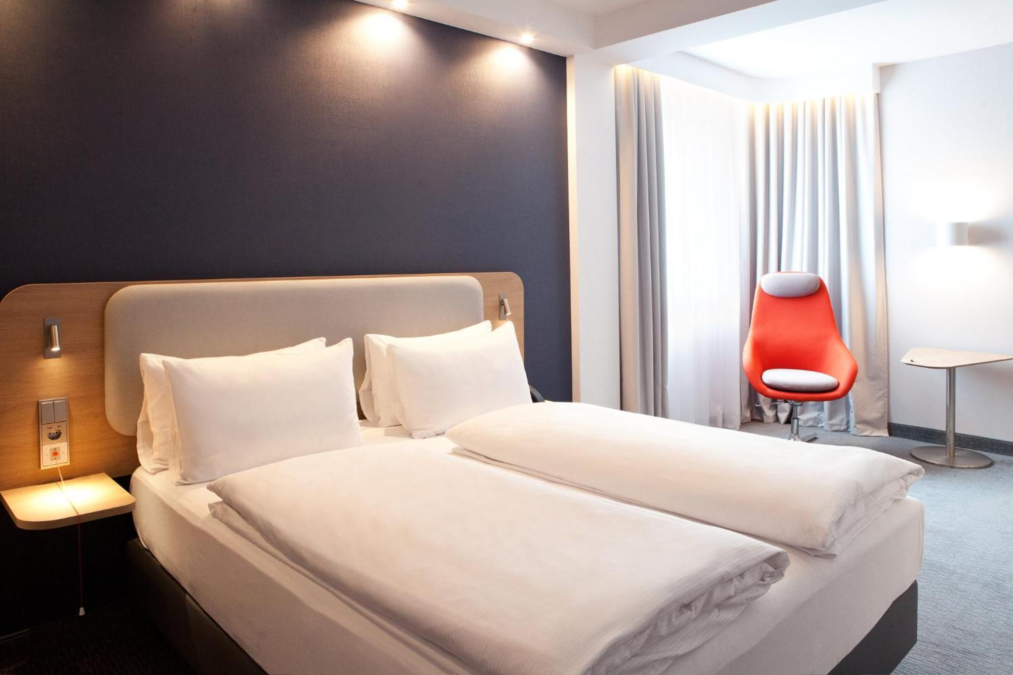 Holiday Inn Express Bochum By Ihg エクステリア 写真