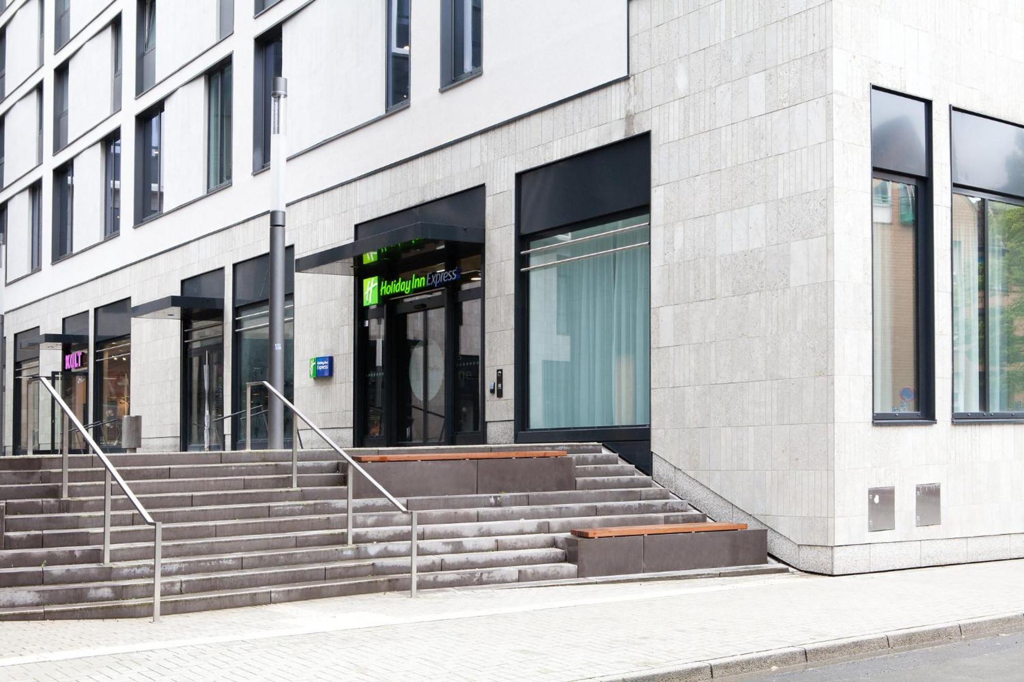 Holiday Inn Express Bochum By Ihg エクステリア 写真